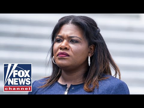 You are currently viewing ‘Squad’ member doubles down on ‘defund police’ rhetoric