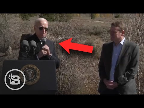 You are currently viewing Things Get AWKWARD When Biden Starts Roasting a Dem Senator Next to Him