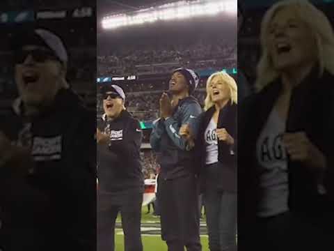 You are currently viewing Jill Biden Waves Like a FOOL While Eagles Fans Chant “F*** Joe Biden” | #shorts