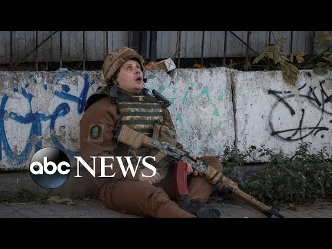 You are currently viewing Ukraine, Autumn and Floods: World in Photos, Oct. 18