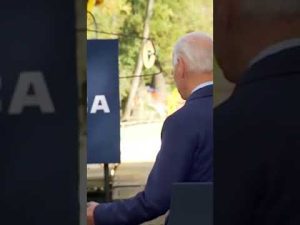 Read more about the article Biden Gets Lost and Spins Around Looking for Help | #shorts