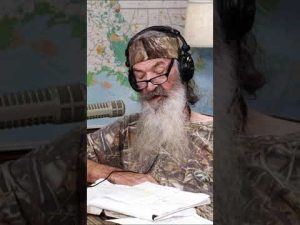 Read more about the article Phil Robertson Is Equally Scared & Amazed by This