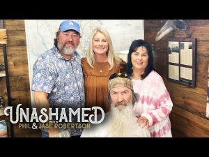 Read more about the article Phil and Miss Kay Answer Listener Questions & Teenage Rules for Fatherly Friendship | Ep 569