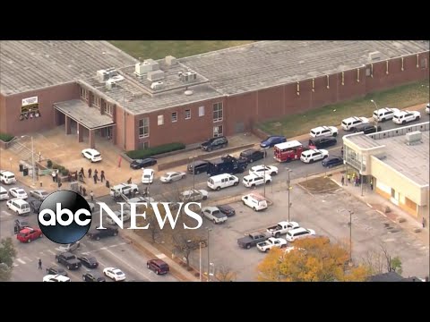 You are currently viewing St. Louis police: 2 people killed, several others injured in school shooting