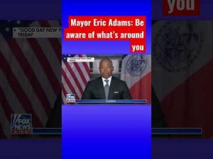 Read more about the article NYC mayor suggests not wearing headphones to combat crime #shorts