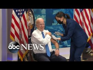 Read more about the article ‘This fall, get your COVID shot, and get your flu shot’: Biden l ABC News