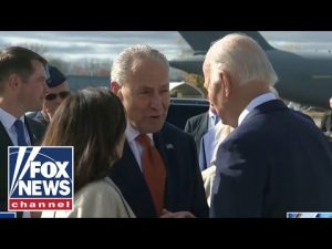 Read more about the article Chuck Schumer on hot mic: Fetterman debate didn’t hurt us too much
