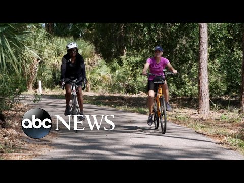 You are currently viewing Race to November: Biking with Rep. Val Demings