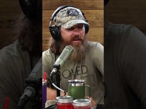 Read more about the article Missy Feared Jase Robertson’s Grandparents Would Divorce Over a Game of Dominos