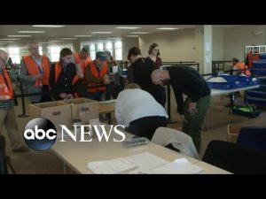 Read more about the article In Pennsylvania, election officials begin long process of counting mail-in ballots