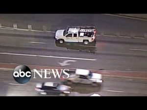Read more about the article Wild police chase