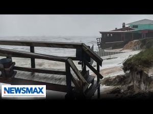 Read more about the article BREAKING: Hurricane Nicole makes landfall in Florida