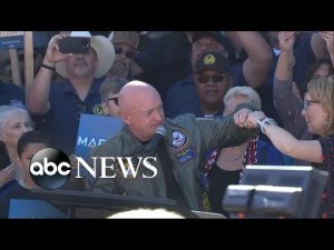 Read more about the article Sen. Kelly delivers remarks after projected win in Arizona