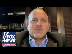 Read more about the article Attorney suing over FTX collapse calls out celebrities
