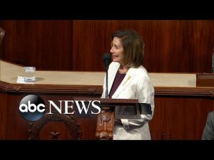 Read more about the article Nancy Pelosi says she will step down from Democratic leadership role