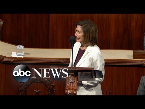 You are currently viewing Nancy Pelosi says she will step down from Democratic leadership role