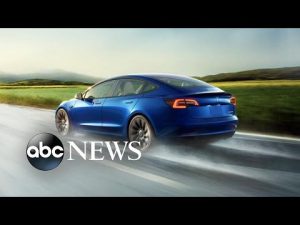 Read more about the article Tesla recalling more than 320K vehicles