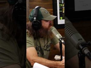 Read more about the article Jase Robertson: Don’t Take Jesus Out of the Equation!