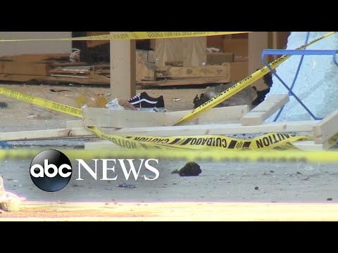 You are currently viewing SUV crashes into Apple store in Boston suburb, killing 1