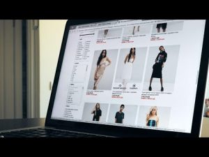 Read more about the article Record online shopping numbers expected for Cyber Monday | ABCNL