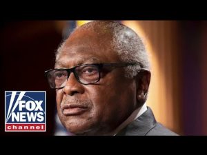 Read more about the article Rep. Clyburn walks back ‘end of the world’ comment about possible Dem losses