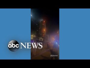 Read more about the article Fire races up high-rise near world’s tallest building