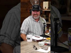 Read more about the article Phil Robertson Knows Exactly Why the Wasps Stung Al