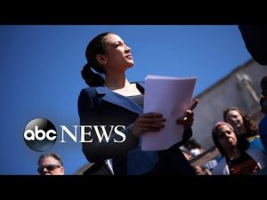 Read more about the article Alexandria Ocasio-Cortez under ethics investigation l ABC News