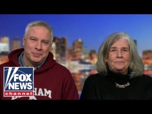 Read more about the article Massachusetts residents come together to ‘save’ Christmas