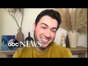 Read more about the article Manny MUA on his following: ‘People gravitate towards people who just are themselves’