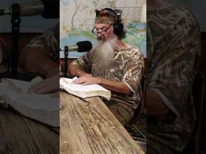 Read more about the article Phil Robertson: Perfect Love Casts Out Fear