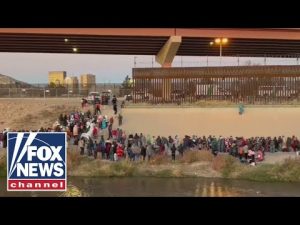 Read more about the article Exclusive video shows El Paso border chaos