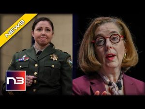 Read more about the article Oregon Sheriff BETRAYS Legislature, Side With Gun Owners in Bold Move YOu Need To see