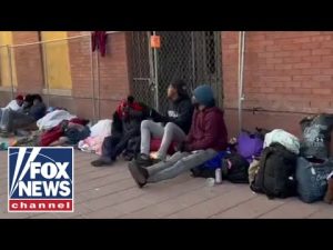 Read more about the article Here’s what El Paso looks like as migrants struggle to find transportation