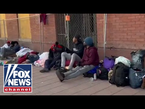 You are currently viewing Here’s what El Paso looks like as migrants struggle to find transportation