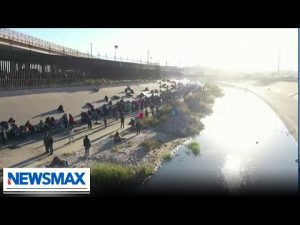 Read more about the article Title 42: The U.S. border wait | John Bachman Now