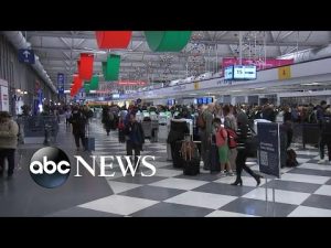 Read more about the article Nightmare holiday storm leaves thousands of travelers in a lurch | ABCNL