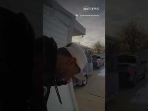 Read more about the article This teen was bringing a bowl of pasta to her car. First she had to make it past the icy driveway.
