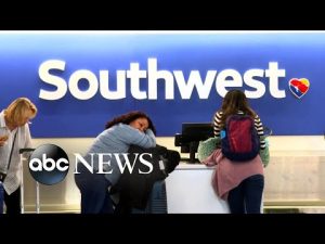 Read more about the article Thousands of customers stranded after mass cancellations of Southwest flights