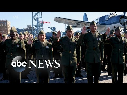 You are currently viewing 18 active Marines sworn in as US citizens