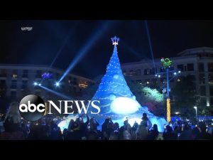 Read more about the article America welcomes the holiday season | WNT