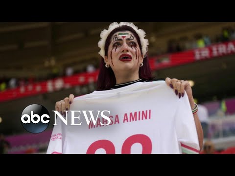 You are currently viewing Iranian journalist on protests: ‘We deserve to have a secular, democratic country’ | ABCNL