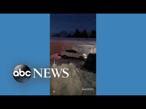 You are currently viewing Mom commentates daughter’s attempt at snow removal