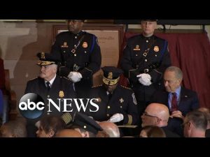 Read more about the article Congress holds gold medal ceremony to honor officers who served on Jan. 6