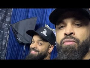 Read more about the article Hodgetwins Live