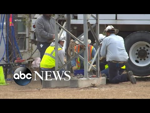 You are currently viewing North Carolina residents still in the dark after substation attacks | ABCNL