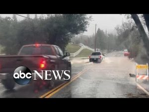 Read more about the article Northern California towns in danger from flood waters | GMA