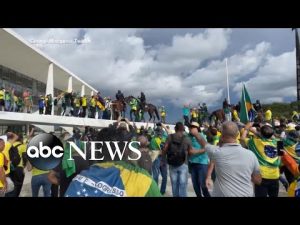 Read more about the article At least 1,500 people detained after storming government buildings in Brazil