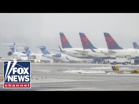 You are currently viewing FAA system failure prompts massive flight delays, cancellations