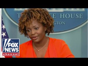 Read more about the article Peter Doocy grills Karine Jean-Pierre on allegations Biden mishandled classified documents